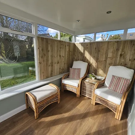 Meadow View Villa Haverfordwest Exterior photo