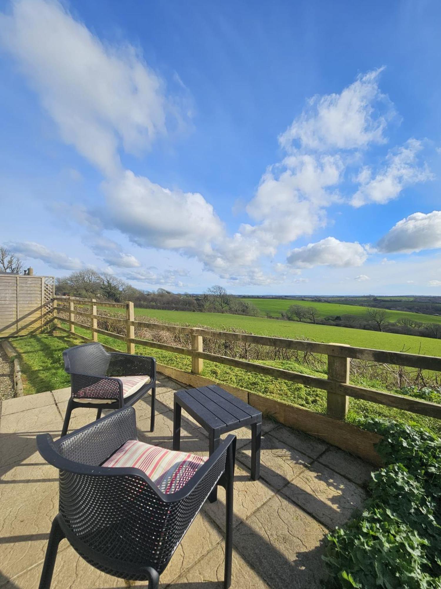 Meadow View * Haverfordwest